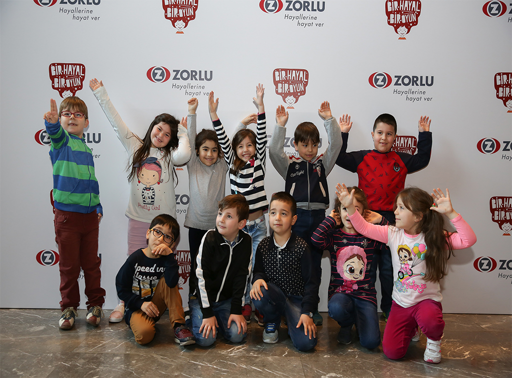 Zorlu Holding’den çocuklara özel yaratıcı yazarlık eğitimi