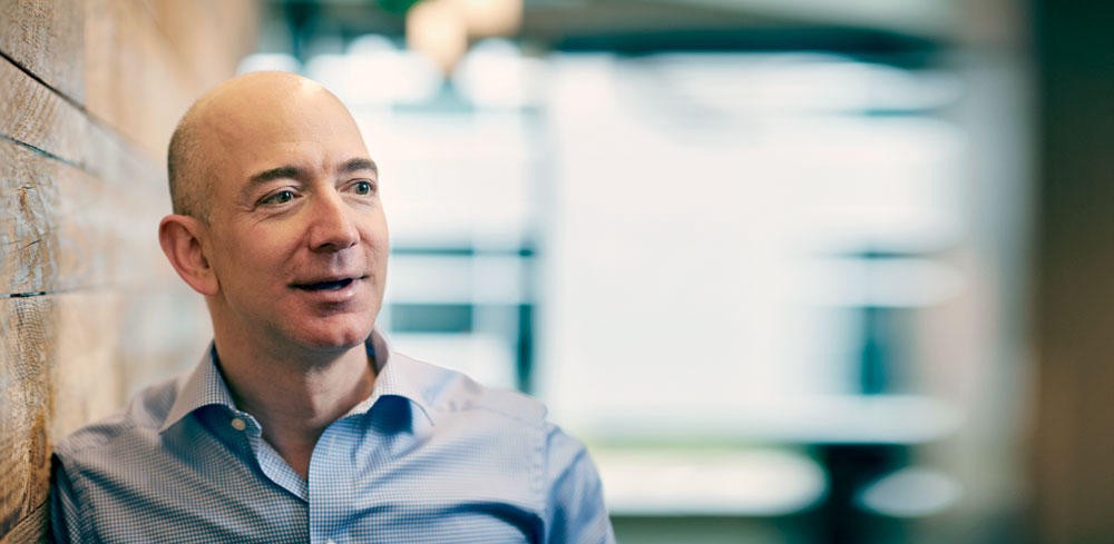 Amazon kurucusu Jeff Bezos’tan evsiz ailelere yönelik fon