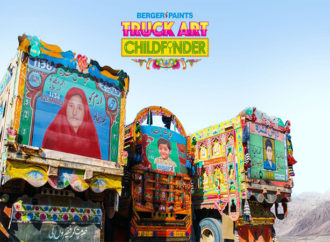 Pakistan’daki kayıp çocuklar için kamyon sanatı
