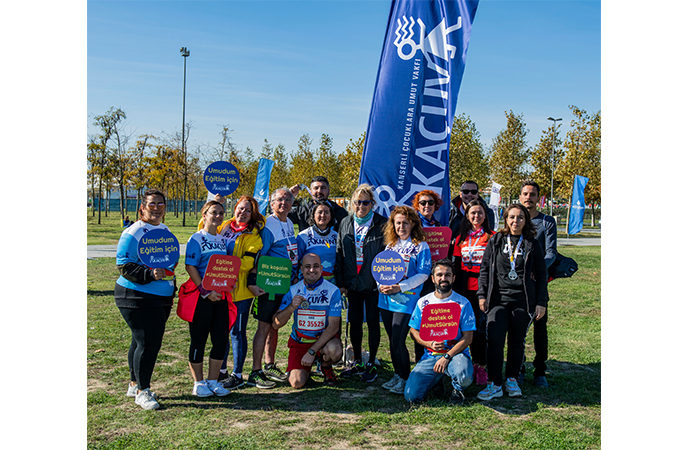 KAÇUV’un Umut Elçileri çocukların eğitimi için koştu
