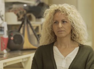 “Biyoplastik ve geri dönüştürülmüş plastikten yapılan siperlikle sağlık çalışanlarını korudu”