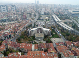 “Kadıköy Belediyesi binasını yıkacağız, yeşil alan yapacağız”
