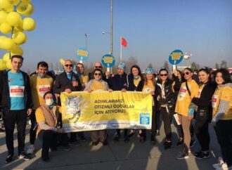 İstanbul Yarı Maratonu’nda adımlar, otizmli çocukların eğitimi için atıldı