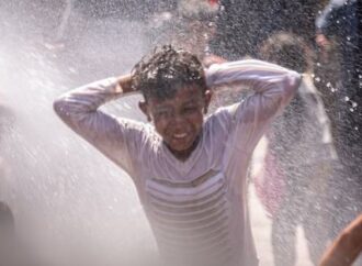 2050 yılına kadar dünyadaki her çocuk sıcak hava olaylarının etkisinde kalacak