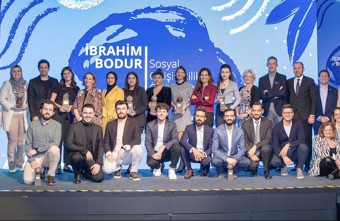 Kale Grubu, İbrahim Bodur Sosyal Girişimcilik Ödül Programı’nın desteklediği sosyal girişimcilerle ekosistemde 24,5 milyon TL’lik değer yarattı.