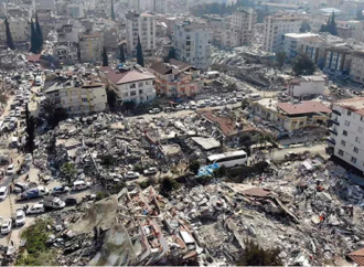 <strong>1,5 milyon kişi evsiz kaldı</strong>