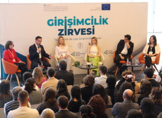 <strong>Türkiye’nin ilk Lise Girişimcilik Zirvesi gerçekleşti</strong>