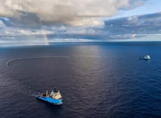 Ocean Cleanup okyanusta biriken 200 bin kilogram plastik atığı temizledi