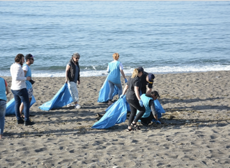 Aksigorta ve AgeSA çalışanları, Yeşilist iş birliği ile sahil temizliği yaptı