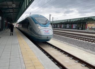 Birleşik Krallık’tan Türkiye’ye hızlı tren için finansman