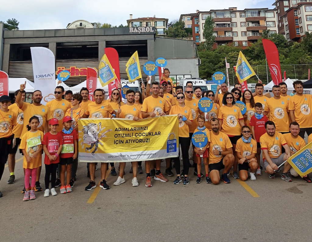 Adımlarınızla otizmli çocukların eğitimine destek olun