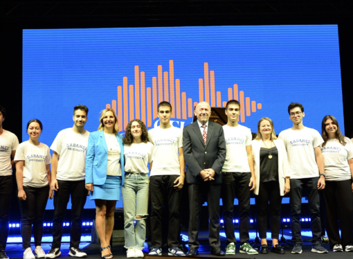 Sabancı Üniversitesi Geleceğe Söz Ver Burs Fonu depremzede öğrencileri destekliyor