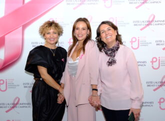 Estée Lauder şirketleri Türkiye, meme kanseriyle mücadelesini sanat ile güçlendiriyor 