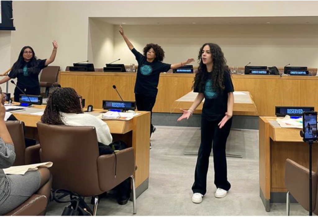 New York şehrindeki gençler insan hakları için seslerini yükseltiyor