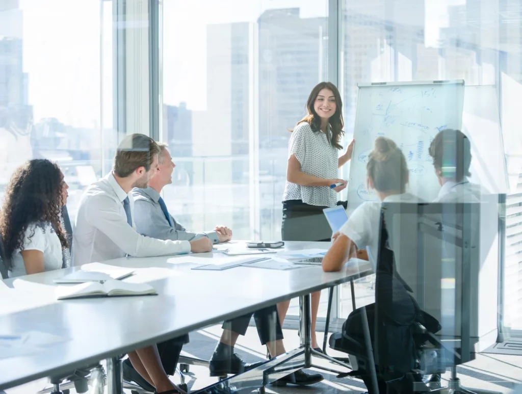 Üst düzey pozisyonlarda ESG stratejilerini yöneten daha fazla kadına ihtiyaç var