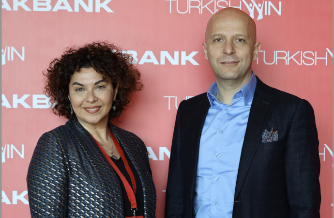 Akbank ve TurkishWIN iş birliğinde BinYaprak Kadın Girişimci Mentorluk Programı başladı