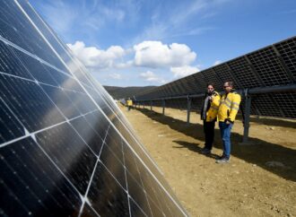 Türkiye’nin güneş enerjisi kapasitesi 12 bin MW’ı aştı