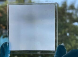 Kendi kendini temizleyen yeni cam enerji faturalarını azaltabilir