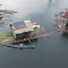 Filipinler iklim krizine dayanıklı yapıları okyanus üzerine kuruyor