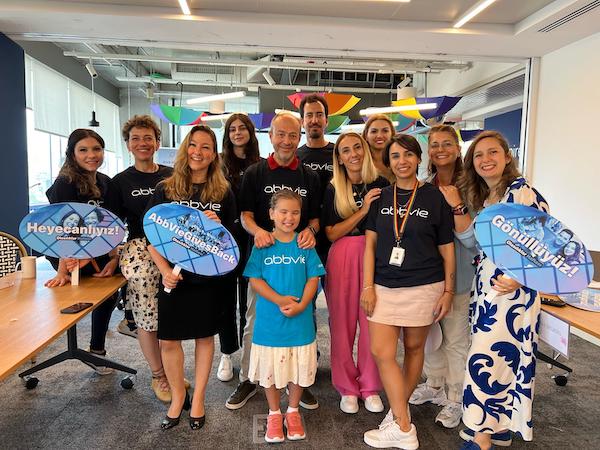 AbbVie Türkiye Olasılıklar Haftası’nda ihtiyaç sahibi çocukların yanında