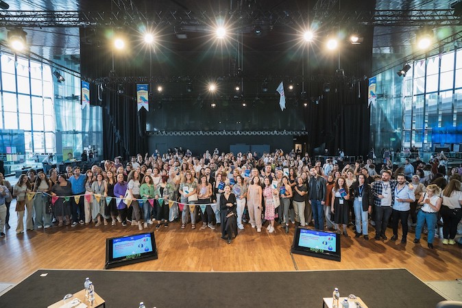 Öğretmenler, 24 Kasım’da Öğretmen Ağı’nın, Mehmet Zorlu Vakfı ana partnerliğinde düzenlediği Yaratıcı Özgüven Festivali’nde buluşuyor