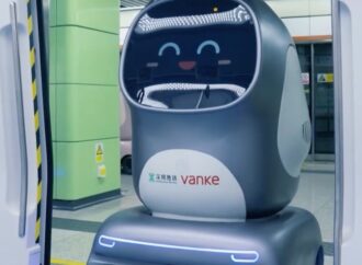 Penguen robotlar Shenzhen metrosunda göreve başladı