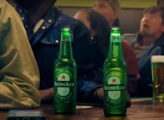 Heineken ve Uber’den yeni kampanya: İzleyiciler ekrandan sosyal yaşama davet ediliyor