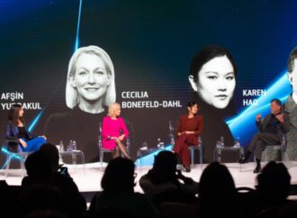 New York Times Bestseller Empire of AI kitabının yazarı ve TIME100 AI listesinde yer alan gazeteci Karen Hao ile röportaj