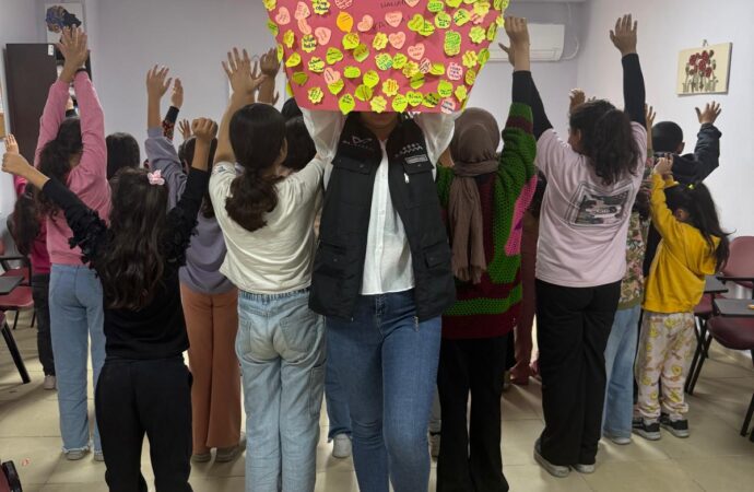 Maya Vakfı’nın Dünya Çocuk Hakları Günü’ne Özel Etkinliğinde Çocuklardan Mesaj: Kötülük İyiliğe Dönüşsün