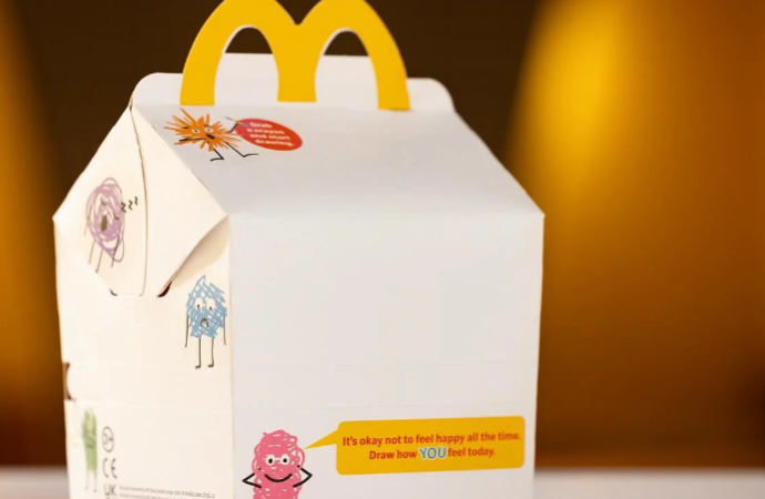 Happy Meal kutuları çocukların duygularını yansıtmasına alan açıyor