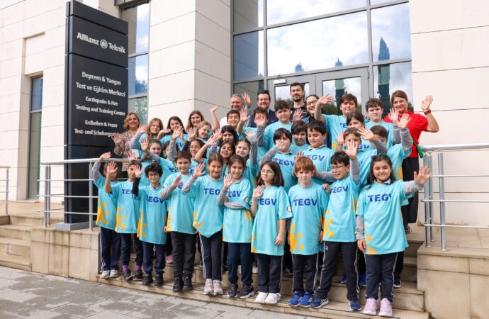 Allianz Türkiye, dayanıklı bir gelecek için hayata geçirdiği programlarla 2025’te 10 bini aşkın çocuğun hayatında fark yarattı