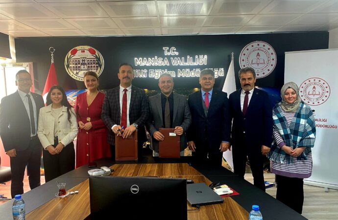 Sanipak Mesleğim Benim Geleceğim Projesi Manisa İl Milli Eğitim Müdürlüğü İş Birliği ile Sürüyor