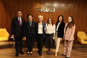 TÜSİAD ‘’Yönetimde Kadınların Eşit Temsili’’ başlıklı bir toplantı düzenledi