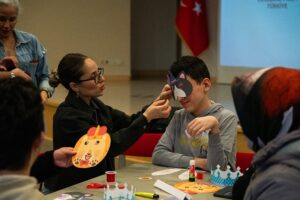 Canon, Türkiye Spastik Çocuklar Vakfı – Cerebral Palsy Türkiye ile gerçekleştirdiği etkinlikle yaratıcılığı kalıcı bir hatıraya dönüştürdü