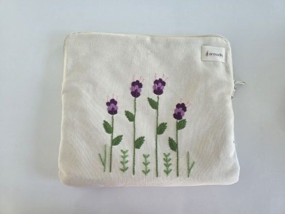 Anneler Günü’nde hikayesi olan hediyeler: Armadis’ten el emeği koleksiyonu