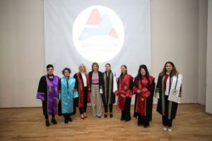 İbrahim Çeçen Vakfı’nın desteğiyle düzenlenen AİÇÜ Bilimsel Teşvik ve Spor ödülleri sahiplerini buldu