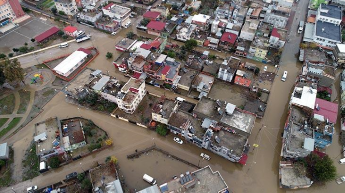 İhtiyaç Haritası’ndan Adana’da sel felaketinde zarar görenler için destek çağrısı