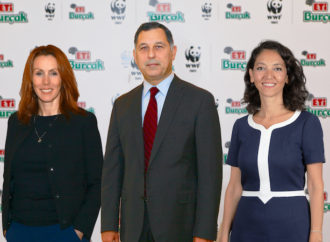 Eti Burçak ve WWF-Türkiye “Sağlıklı Toprak Hareketi” başlatıyor