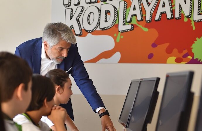 Türkiye Vodafone Vakfı ve Habitat Derneği’nin Köy Okulları projesi 2022’de 372 köyde 13 bini aşkın çocuğa ulaştı