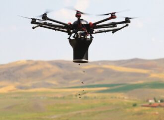 Schneider Electric, ecoDrone’lar aracılığıyla tohum toplarını doğa ile buluşturuyor