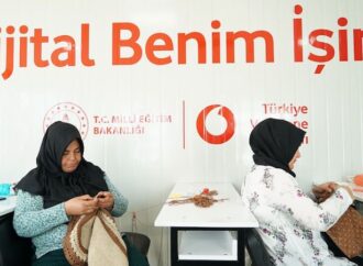 Depremzede kadınlar Dijital Benim İşim Projesi ile dijital hayata adım atacak