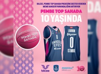Bilcee, Pembe Top Sahada Projesine destek vererek meme kanseri farkındalığını artırıyor 
