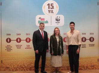 ETi Burçak ve WWF-Türkiye Toprak Gönüllüleri, tarım topraklarını iyileştirmek için Anadolu’da çiftçilerle omuz omuza çalışacak