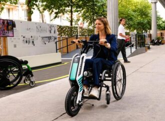 Paris Olimpiyatları’nın mobilite sağlayıcısı olan Toyota kapsayıcı çözümler sunuyor