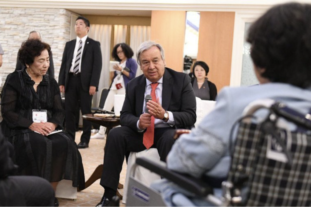 Birleşmiş Milletler Nobel Barış Ödülü’nü kazanan Japon nükleer karşıtı grubu kutladı