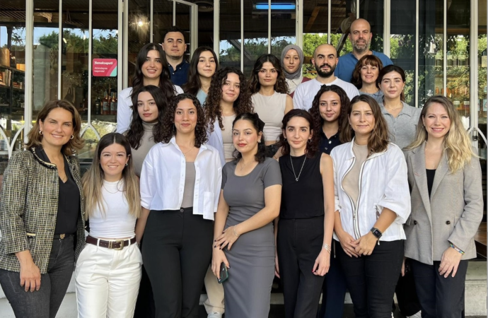 Turuncu Kanatlar Mentorluk Programı’nın ikinci dönemi tamamlandı