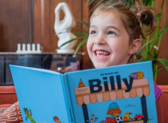 Billy’nin Tezgahı adlı çocuk kitabı ikinci el oyuncakların hediye edilmesi konusundaki toplumsal önyargıyı kırmayı hedefliyor 