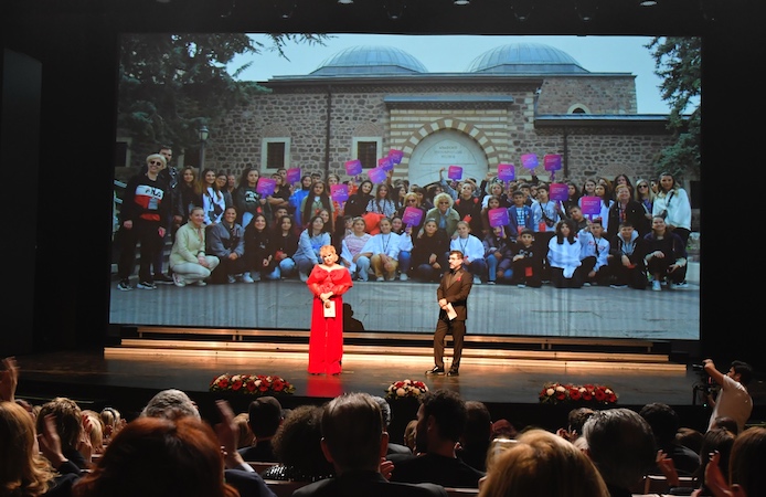 TOÇEV 30. yaşını Dokunduğum Yürekler Belgeseli ile kutladı