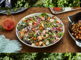 Just Salad’ın yapay zeka asistanı her müşteri için mükemmel kaseyi hazırlıyor