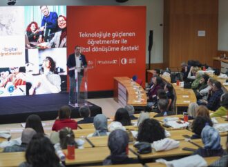 Dijital Öğretmenler projesinin yeni dönem başvuruları devam ediyor
